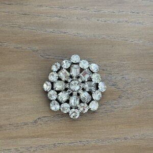 Vintage Rhinestone Brooch Pin Round Floral Design Silver Tone Clear Starburst